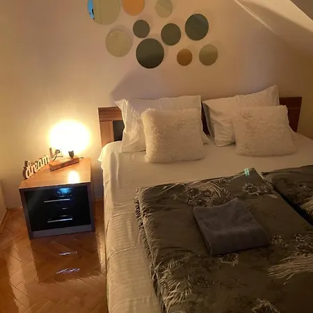 Centar Lux * 诺威萨