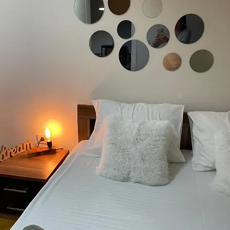 Centar Lux * 诺威萨