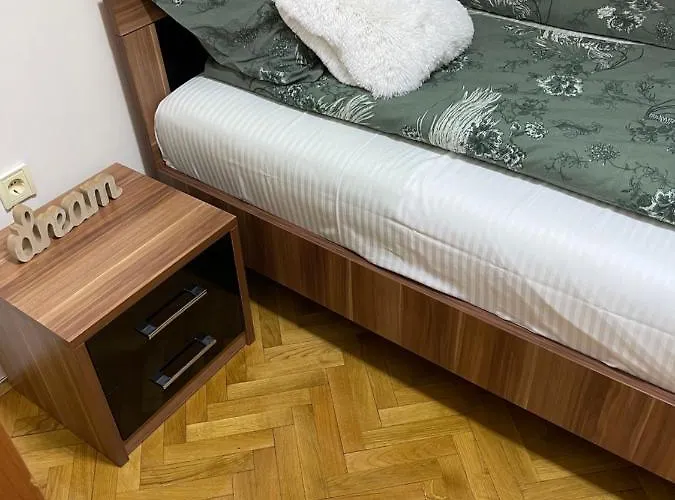 Centar Lux Apartamento Novi Sad